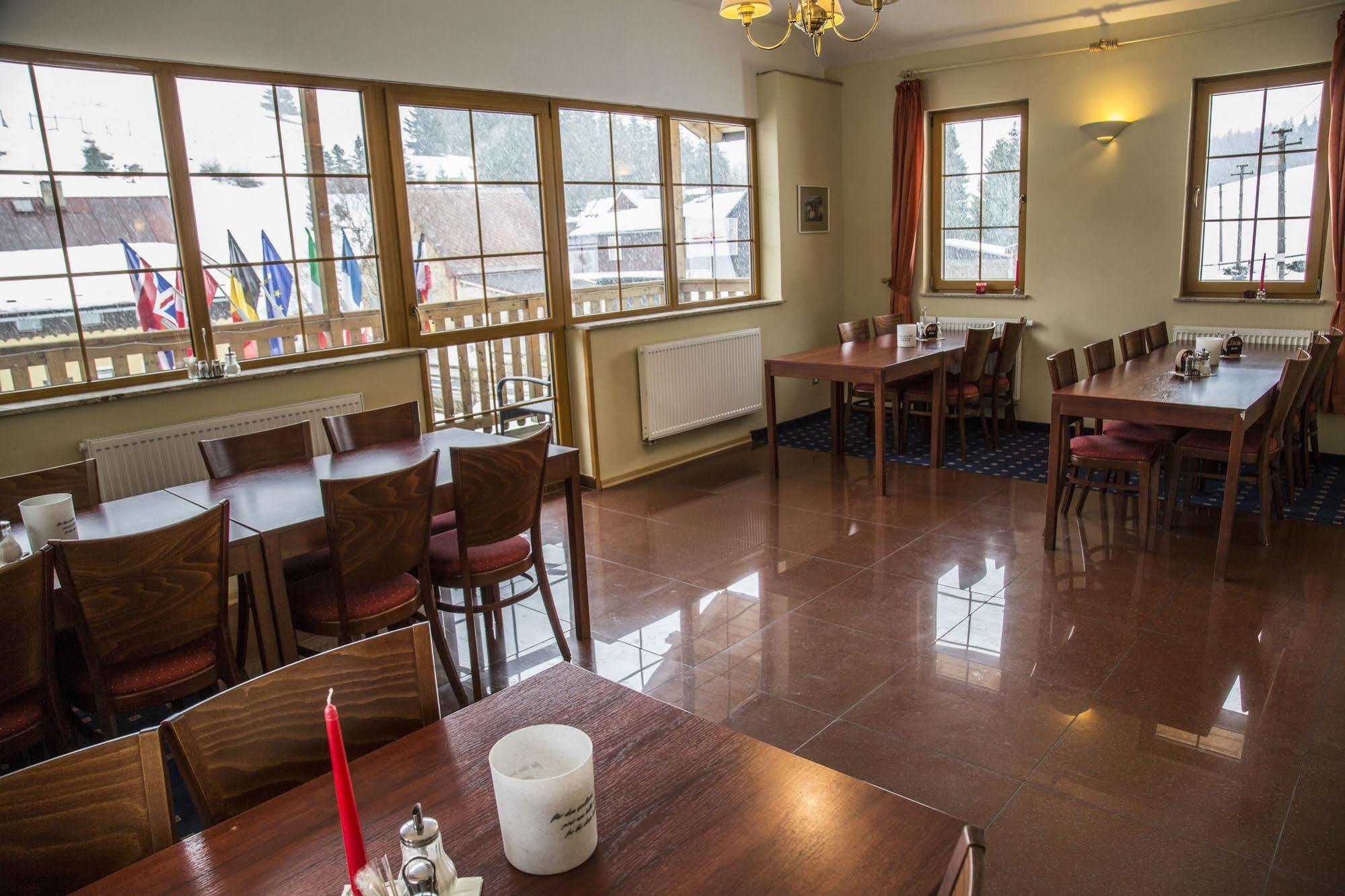 Aparthotel Ochsendorf Horní Blatná Kültér fotó